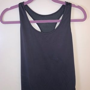 Athletic tank top